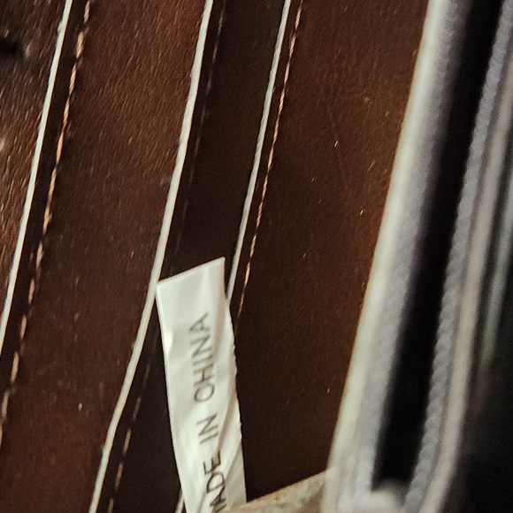 Floral Peacock Women's Wallet - Picture 4 of 11